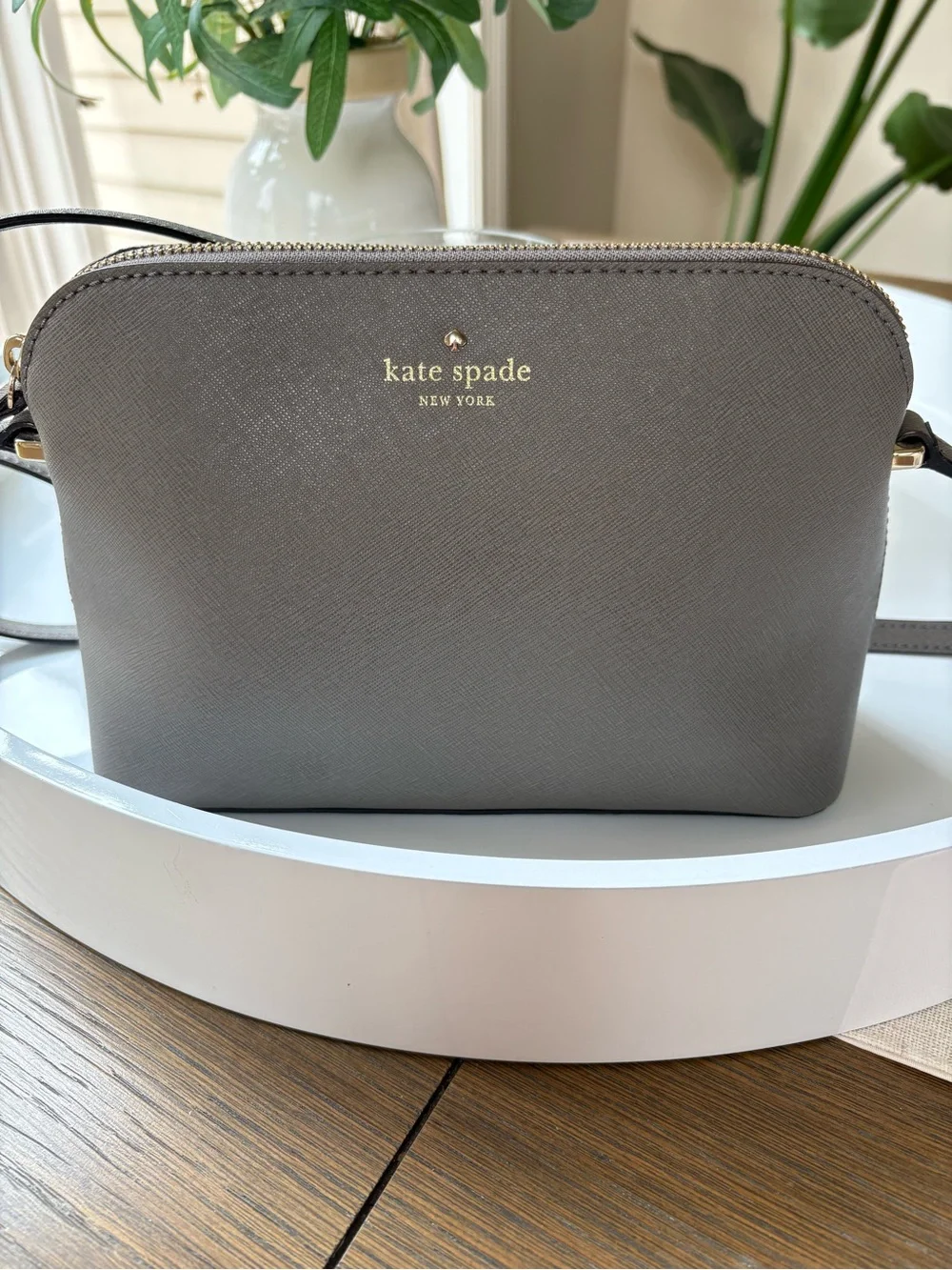 Kate Spade Cedar Street Mandy Crossbody | Clock Tower Gray Taupe | NWOT Boutique